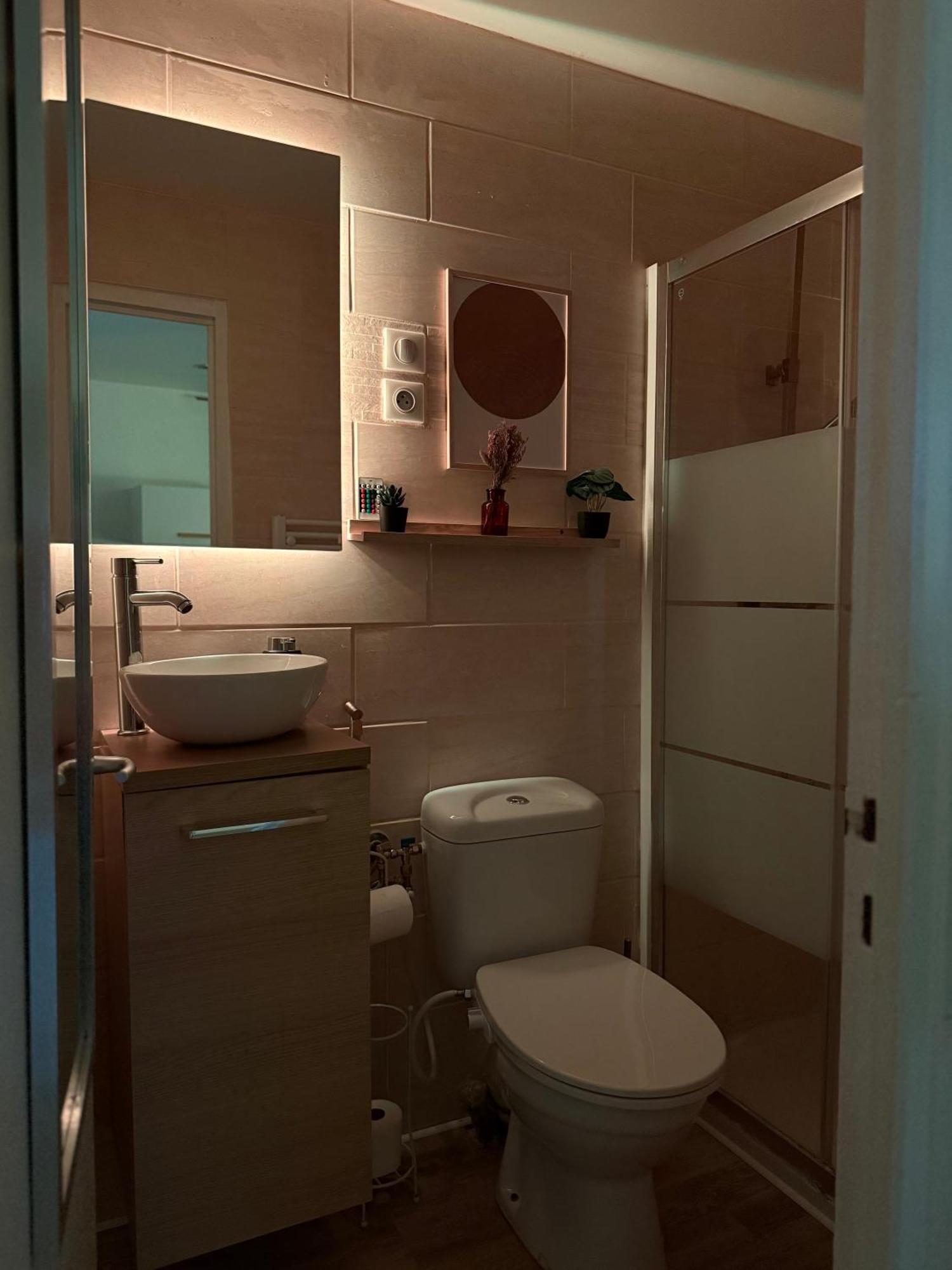 Apartment 5 - Cinema Sport Parking - Dabnb